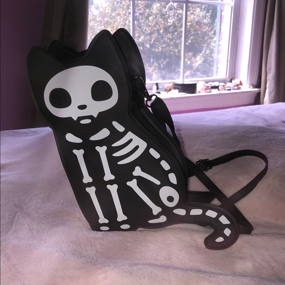 Skeleton Cat Backpack - Picture 1 of 2